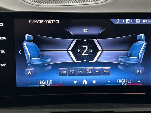 Used 2025 BMW X1 xDrive28i w/ Premium Package image 20