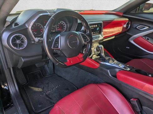 Used 2018 Chevrolet Camaro LT image 9