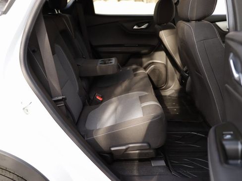 Used 2024 Chevrolet Blazer LT w/ Convenience Package image 30