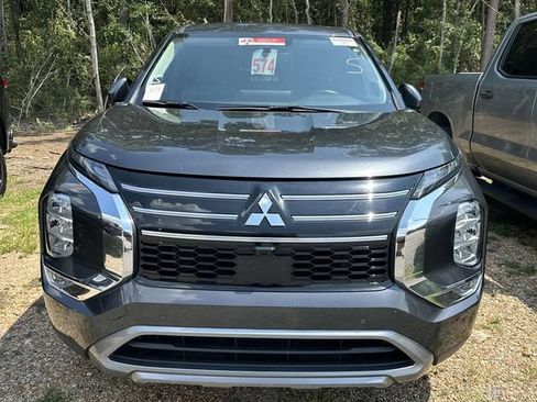 Used 2025 Mitsubishi Outlander SE FWD image 13