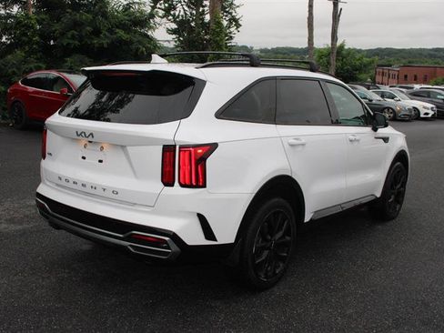 Used 2022 Kia Sorento SX image 7