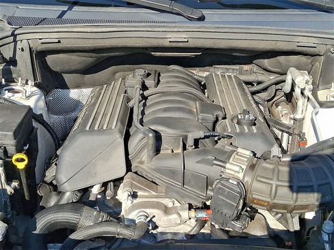 Used 2021 Jeep Grand Cherokee SRT image 27