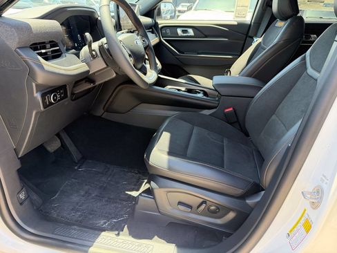 New 2026 Ford Explorer Tremor w/ Tremor Convenience Package AWD/4WD image 24