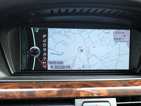 Used 2011 BMW 335i xDrive Sedan AWD/4WD image 25