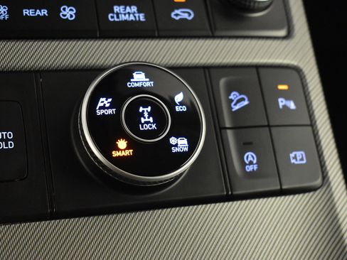 Used 2023 Hyundai Palisade SE image 31