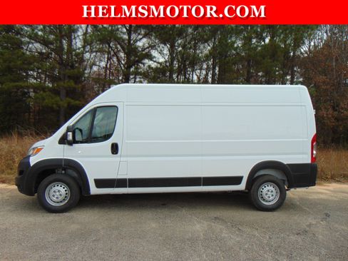 New 2026 RAM ProMaster 2500 w/ Convenience Group image 1