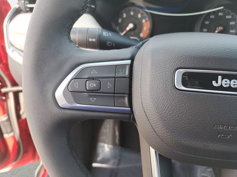 Certified 2024 Jeep Compass Limited AWD/4WD image 17