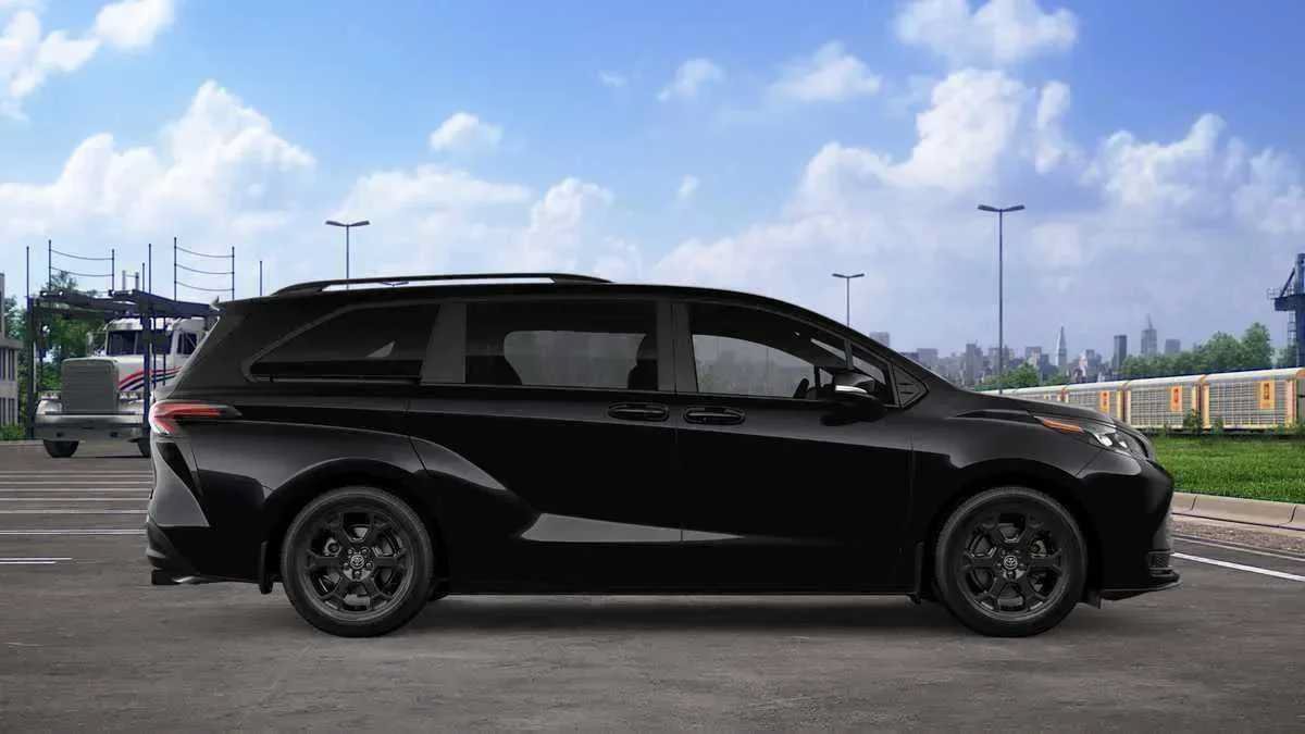 New 2026 Toyota Sienna XLE Woodland Edition AWD/4WD image 14