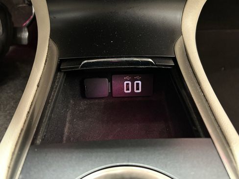 Used 2018 Lincoln MKC Select w/ Select Plus Package image 21