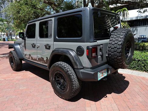 Used 2018 Jeep Wrangler Unlimited Sport AWD/4WD image 34