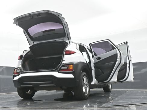 Used 2021 Hyundai Kona SE FWD image 49