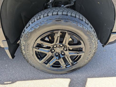 Certified 2025 Chevrolet Silverado 1500 LT Trail Boss w/ Convenience Package II image 9