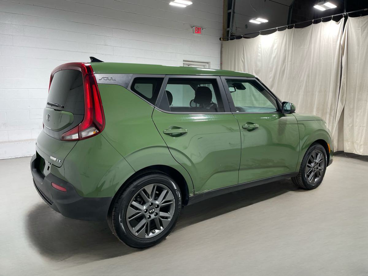 Used 2020 Kia Soul EX FWD image 3