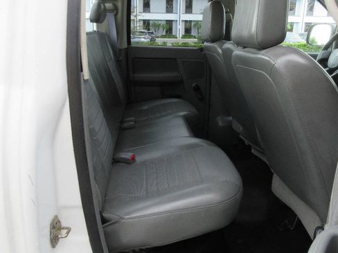 Used 2007 Dodge Ram 2500 Truck ST RWD image 18