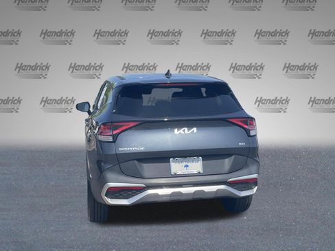 Used 2023 Kia Sportage LX AWD/4WD image 9