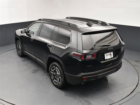 New 2026 Jeep Cherokee Limited image 11