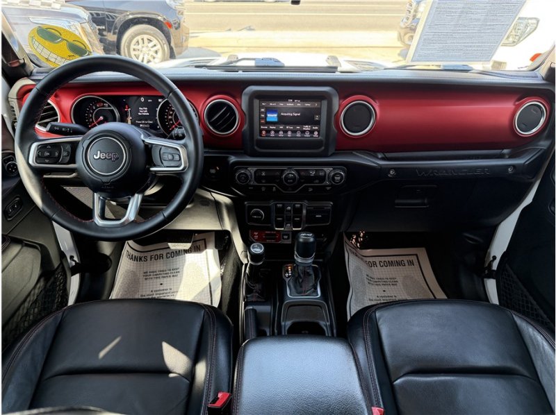 Used 2018 Jeep Wrangler Unlimited Rubicon AWD/4WD image 31