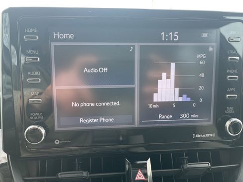 Used 2021 Toyota Corolla LE image 13