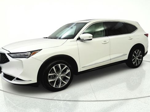 Used 2023 Acura MDX FWD w/ Technology Package image 3