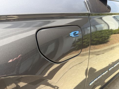 Used 2022 Jeep Grand Cherokee Limited 4xe AWD/4WD image 18