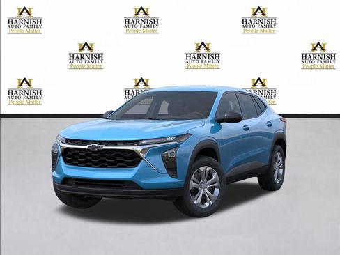 New 2026 Chevrolet Trax LS w/ Driver Confidence Package FWD image 6