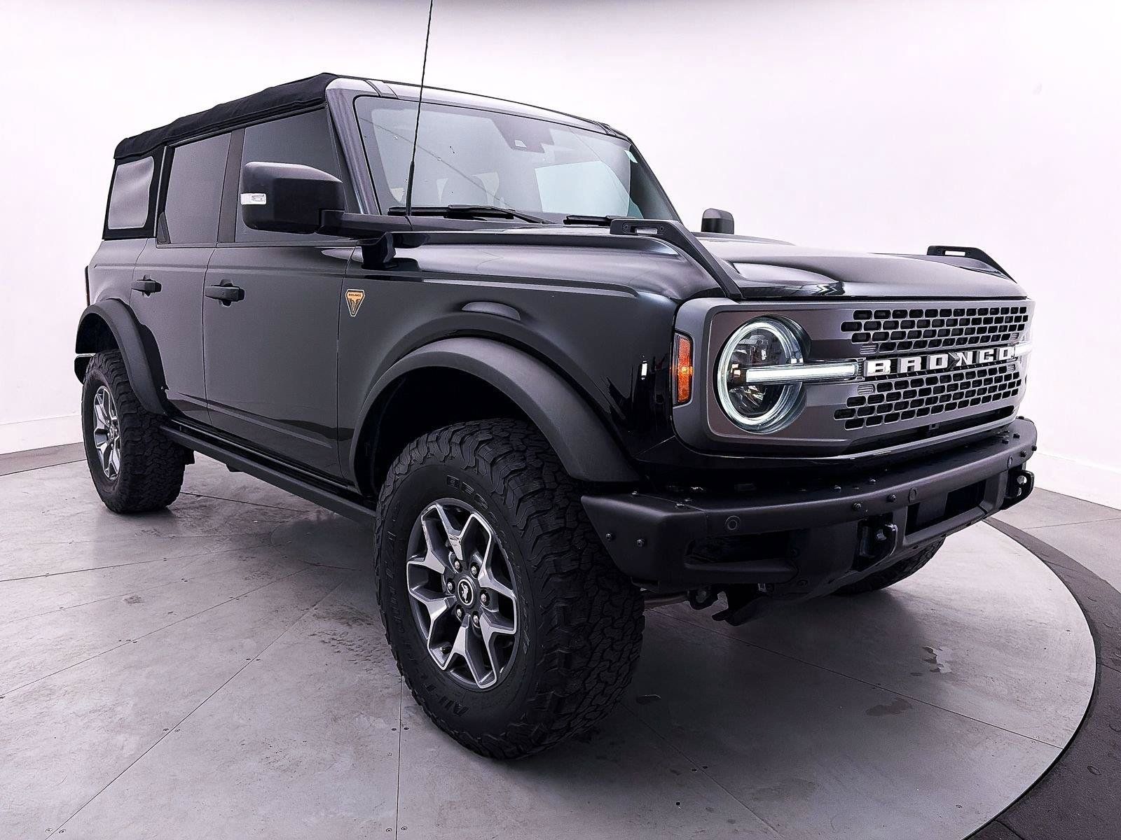Used 2023 Ford Bronco Badlands AWD/4WD image 9