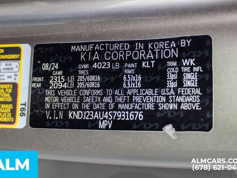 Used 2025 Kia Soul LX w/ LX Technology Package FWD image 38