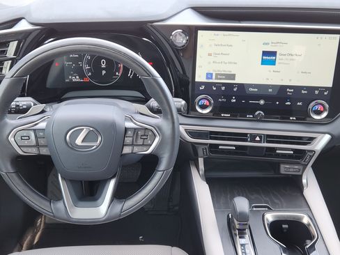 Used 2023 Lexus RX 350 Premium image 33