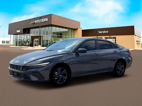 New 2026 Hyundai Elantra SEL Sport Premium FWD image 2
