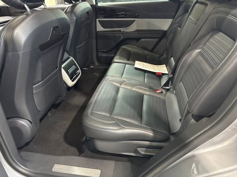 Used 2024 Lincoln Nautilus Reserve image 25