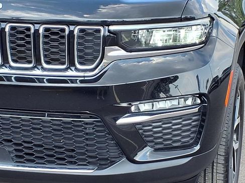 Used 2023 Jeep Grand Cherokee Limited AWD/4WD image 30