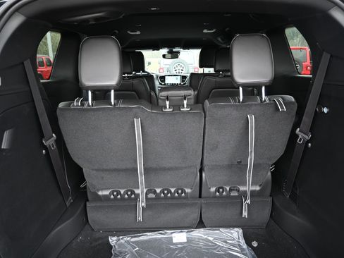 New 2026 Chrysler Pacifica Select image 22