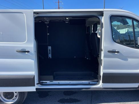 New 2026 Ford Transit 250 Low Roof w/ Load Area Protection Package RWD image 7