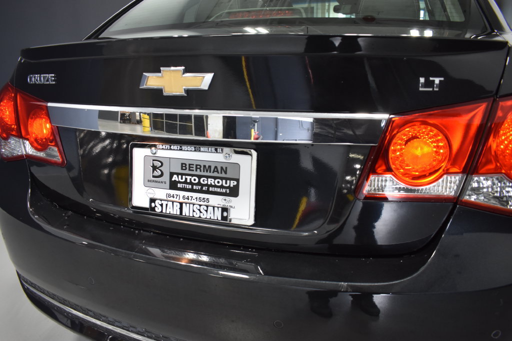 Used 2012 Chevrolet Cruze LT w/ RS Package FWD image 12