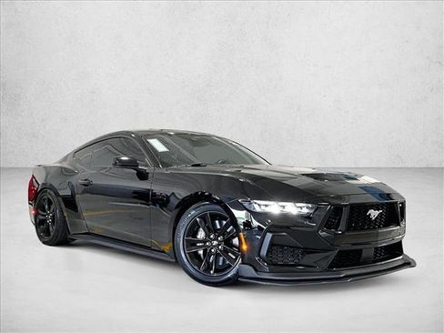 Used 2025 Ford Mustang GT RWD image 12
