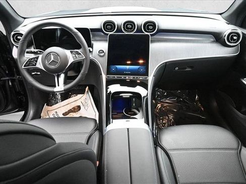 Certified 2026 Mercedes-Benz GLC 300 4MATIC image 19