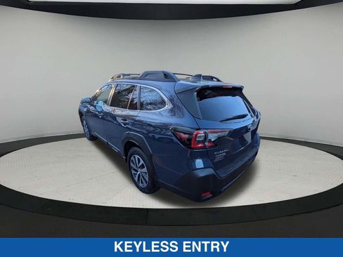 Certified 2023 Subaru Outback Premium image 6