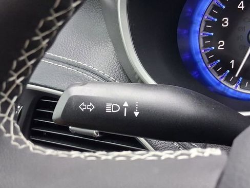 Used 2026 Chrysler Pacifica Select image 31