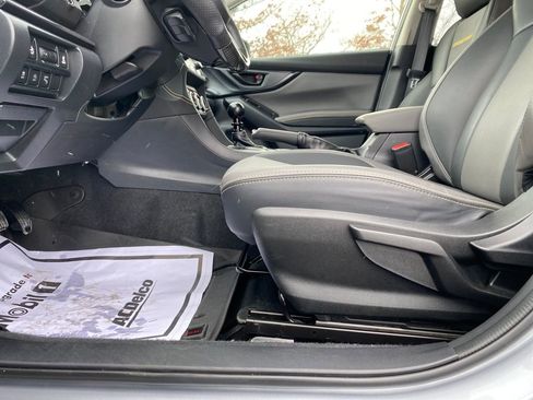 Used 2022 Subaru Crosstrek 2.5i Sport w/ Moonroof Package image 21