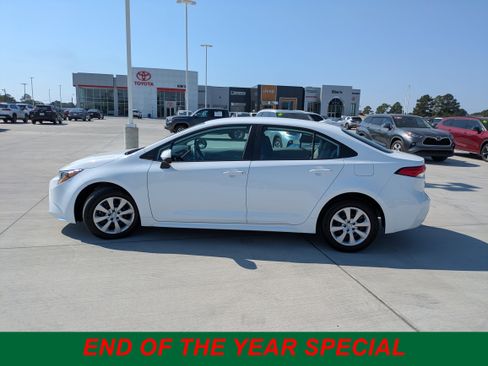 Certified 2023 Toyota Corolla LE image 4