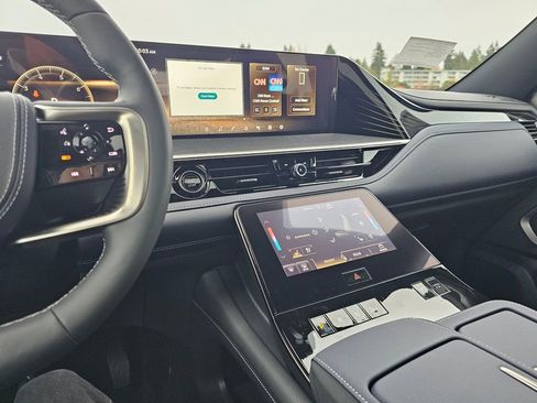 New 2026 INFINITI QX80 4WD w/ Sport Exterior Package image 29