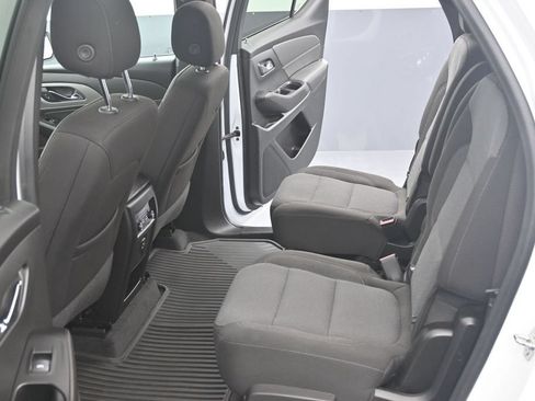 Certified 2023 Chevrolet Traverse LT AWD/4WD image 13