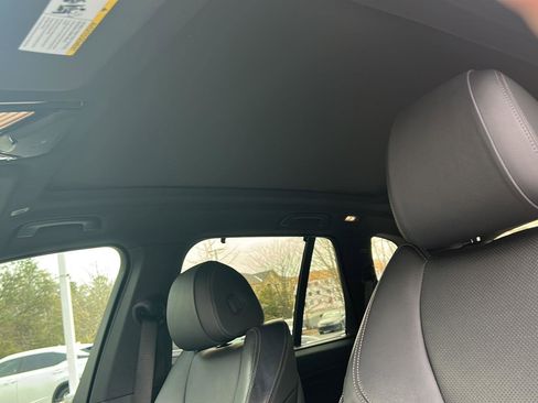 Used 2019 BMW X5 xDrive40i w/ M Sport Package image 13