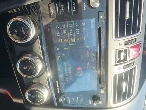 Used 2018 Subaru Forester 2.5i Limited AWD/4WD image 12