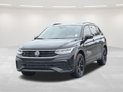 Used 2024 Volkswagen Tiguan SE R-Line