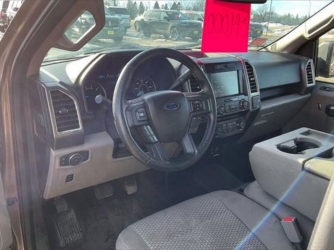 Used 2015 Ford F150 XLT w/ Equipment Group 302A Luxury image 7