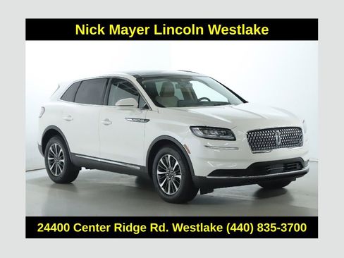 Used 2022 Lincoln Nautilus Reserve image 1