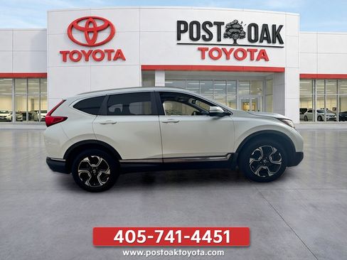 Used 2017 Honda CR-V Touring image 9