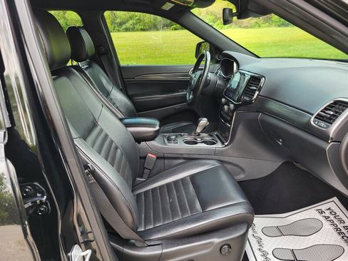 Used 2019 Jeep Grand Cherokee Limited X AWD/4WD image 12