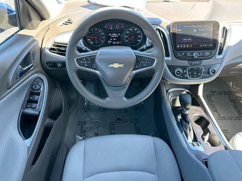 Used 2023 Chevrolet Malibu LT image 21